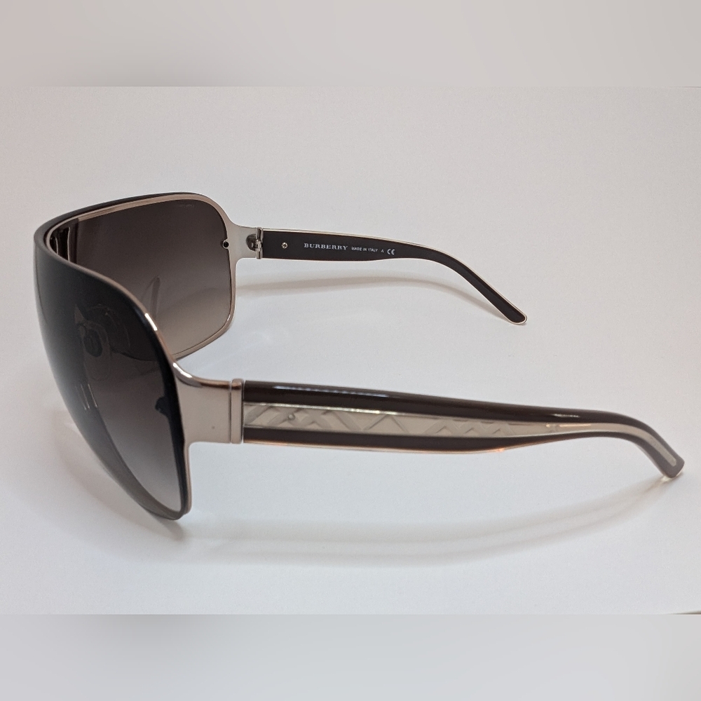 Burberry Brown Gradient Sunglasses - Picture 3 of 7